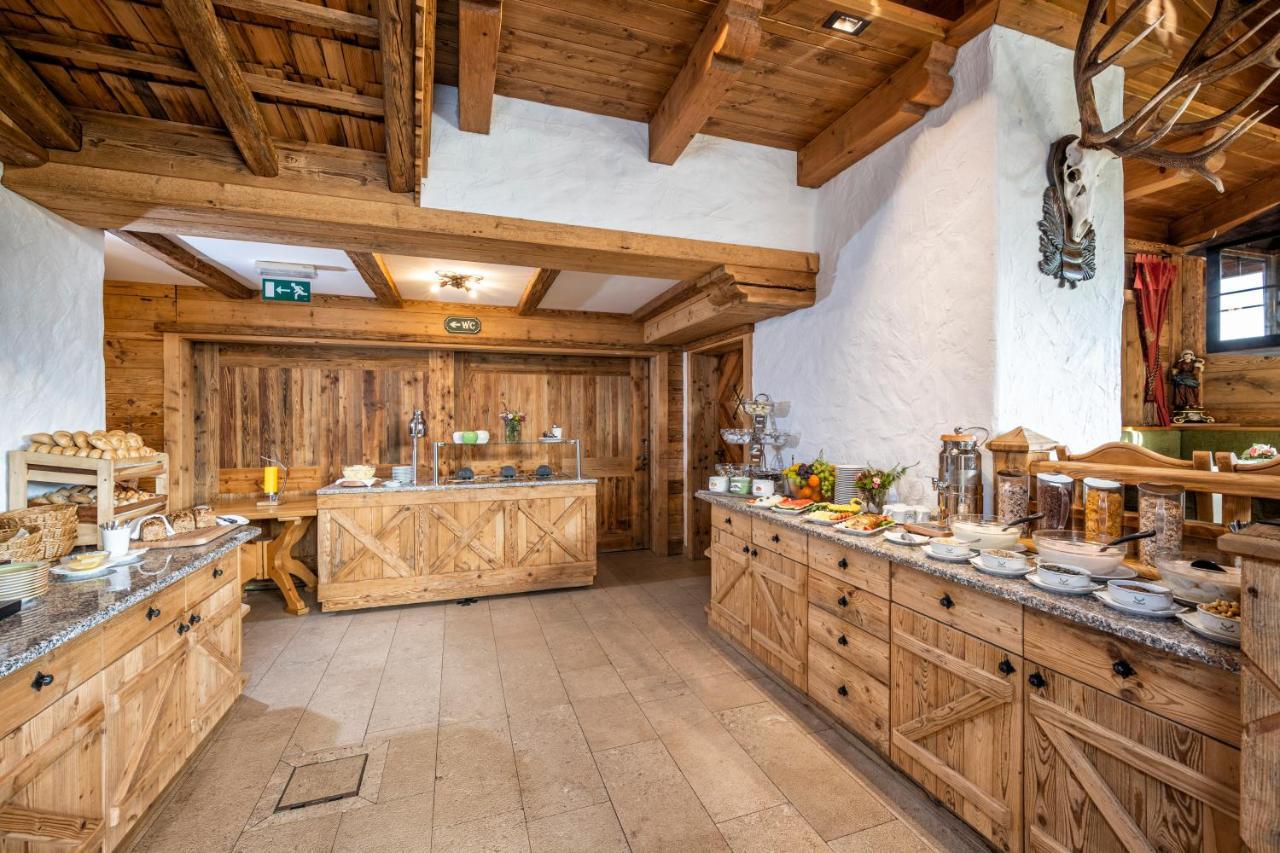 Gasthof Kleefeld ストローブル エクステリア 写真